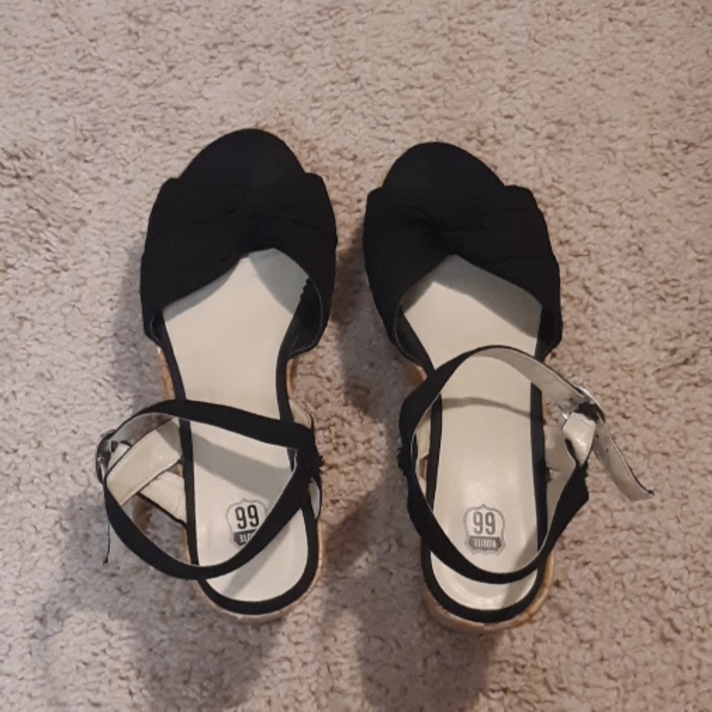 Wedg-y Shoes